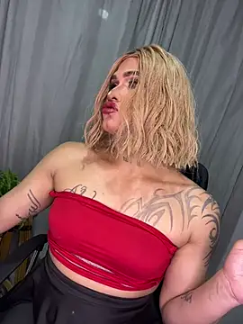 Snapshot of melani_ferraraa_ chatting on 07/01/26, 12:00 melani ferraraa online show from 07/01/26, 12:00