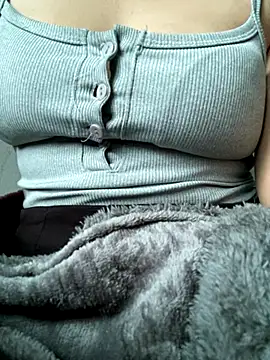 lylyyou online show from 12/02/25, 06:26