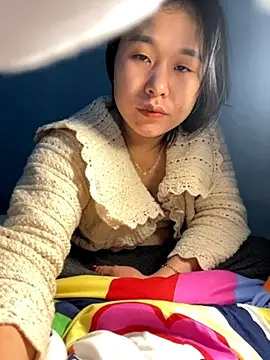 lylyyou online show from 12/05/25, 02:59