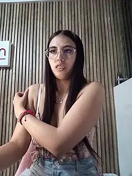 Valk submissive online show from 04/09/26, 05:31