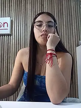 Valk submissive online show from 04/16/26, 05:08