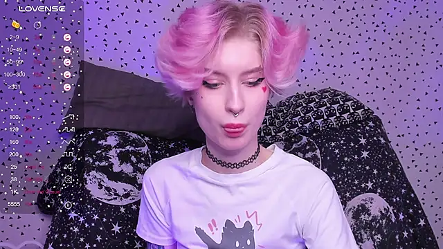Angel Julles online show from 04/19/26, 05:08