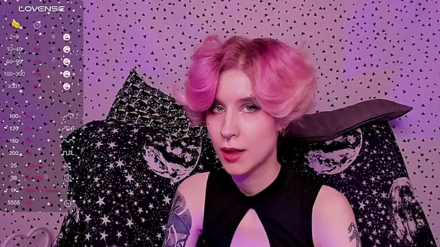 Angel Julles online show from 05/17/26, 02:11