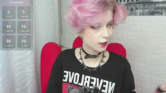 Angel Julles online show from 04/24/26, 02:57