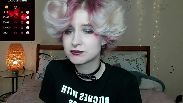 Snapshot of Angel_Julles chatting on 07/18/26, 04:37 Angel Julles online show from 07/18/26, 04:37