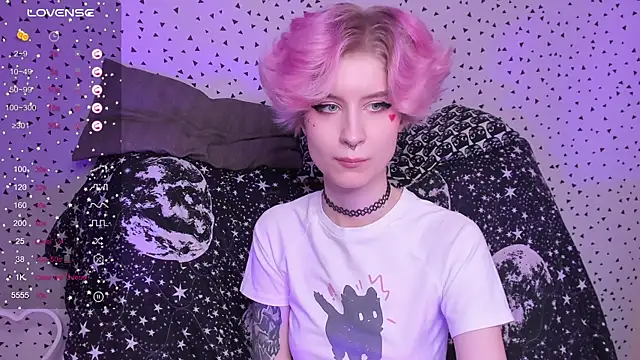 Angel Julles online show from 04/19/26, 05:14
