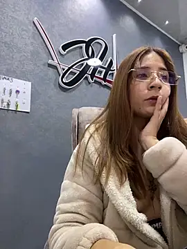 Snapshot of bonnyAI chatting on 11/12/25, 08:51 bonnyAI online show from 11/12/25, 08:51