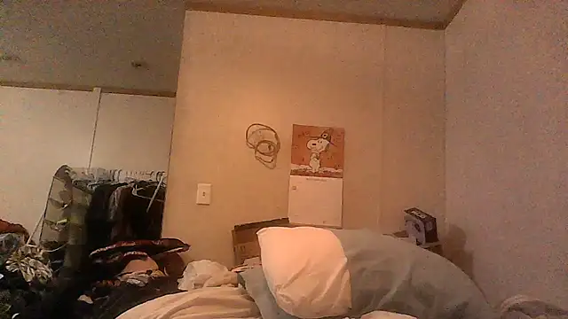 kcandler27 online show from 12/17/25, 08:08