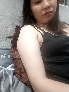 Snapshot of Elina_99 chatting on 11/03/25, 01:33 Elina 99 online show from 11/03/25, 01:33