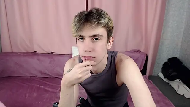 Harvey foster online show from 11/10/25, 03:33