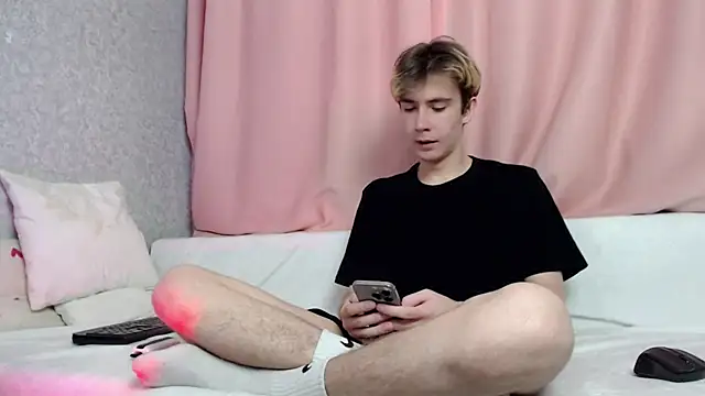 Harvey foster online show from 12/03/25, 07:41