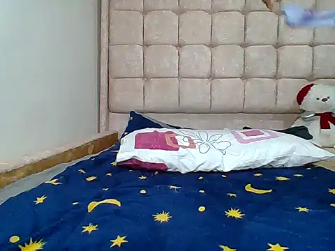 Petite baby5 online show from 03/03/26, 03:46