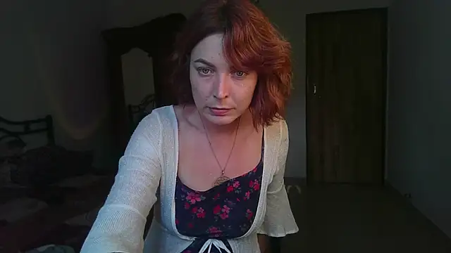 Snapshot of Alice_honey_ chatting on 12/18/25, 11:14 Alice honey online show from 12/18/25, 11:14