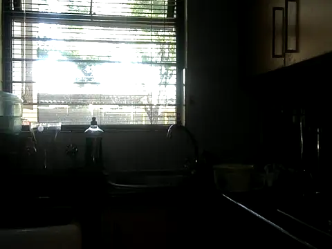 Snapshot of NewBeginnings8 chatting on 11/09/25, 06:06 NewBeginnings8 online show from 11/09/25, 06:06