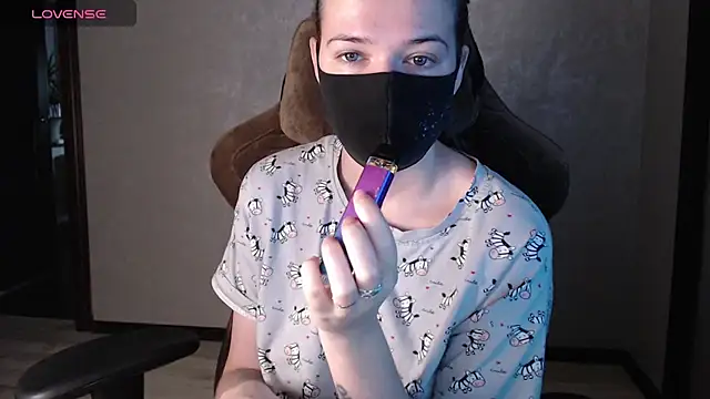 ZlatoslavaLo online show from 12/01/25, 06:03