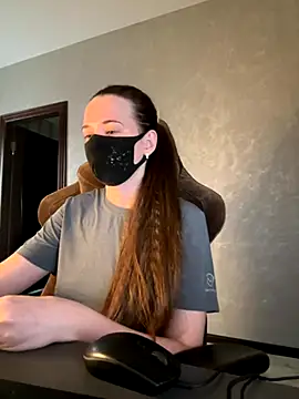 ZlatoslavaLo online show from 11/12/25, 06:17