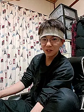 TERU kun jp online show from 11/10/25, 08:41