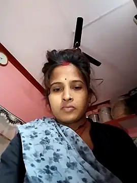 Snapshot of Neha4545 chatting on 10/31/25, 06:10 Neha4545 online show from 10/31/25, 06:10