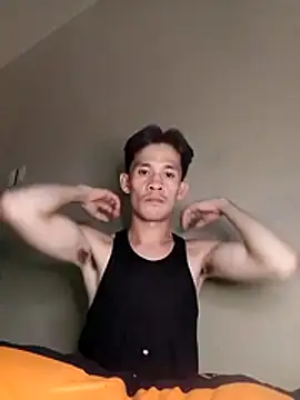 Hot-babyyboy30 online show from 11/17/25, 12:25