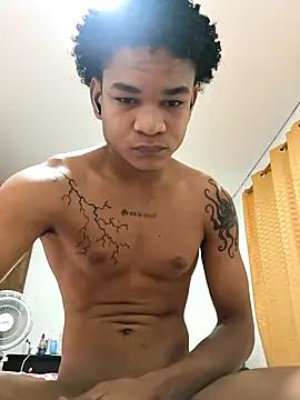 Snapshot of its_hexxnry chatting on 10/30/25, 09:29 its hexxnry online show from 10/30/25, 09:29