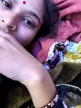 Cute Arushi online show from 11/28/25, 08:31