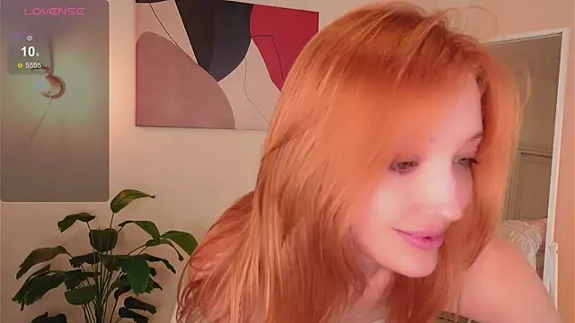 Helena Amour online show from 11/10/25, 06:51