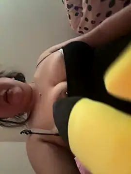 bratapple420 online show from 11/16/25, 10:09