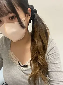 emiri da nyan online show from 05/15/26, 01:09