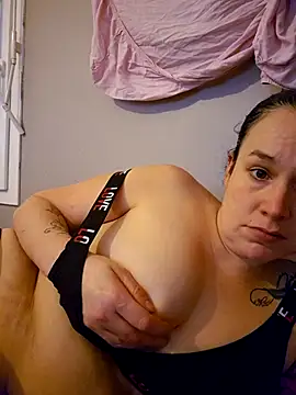 Girlysensuelle online show from 11/24/25, 08:25