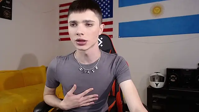 danny noir online show from 11/03/25, 02:09