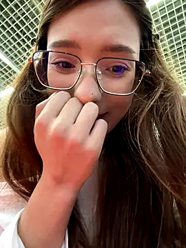 LilluKatten online show from 12/01/25, 07:42