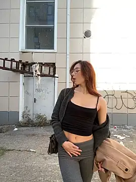 LilluKatten online show from 11/29/25, 09:09