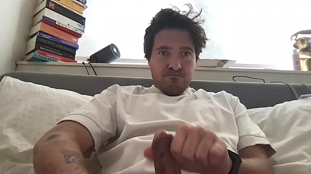 dutchpieter95 online show from 04/22/26, 06:42