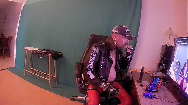 NahkaSami online show from 11/11/25, 11:16