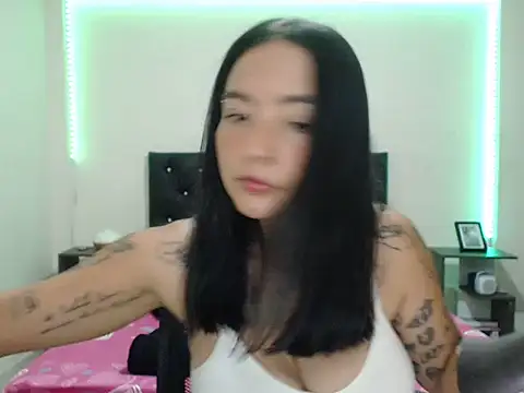 Girlbigtits online show from 11/11/25, 03:07