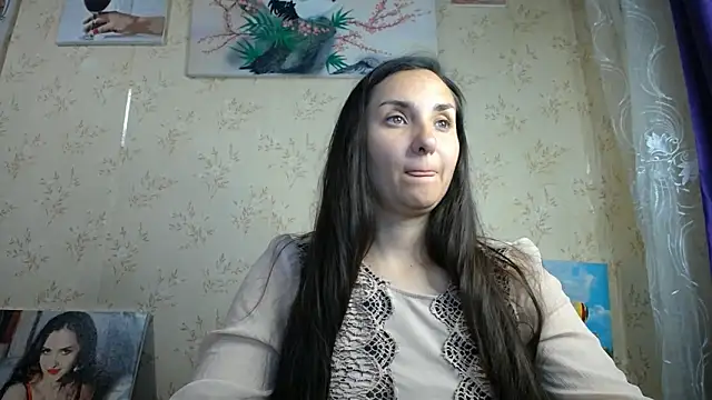 VoulezVous Angel online show from 05/26/26, 03:21