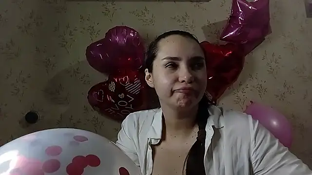 VoulezVous Angel online show from 02/13/26, 04:23