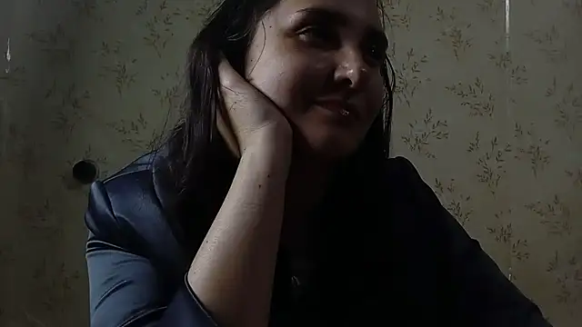 VoulezVous Angel online show from 04/15/26, 05:50