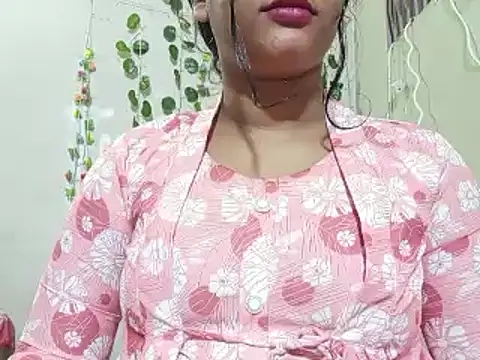 Nancy queen001 online show from 12/04/25, 05:45