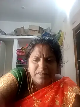 suganthi143 online show from 11/01/25, 03:28