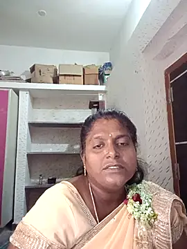 suganthi143 online show from 11/20/25, 04:18