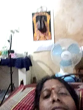 suganthi143 online show from 11/14/25, 09:29