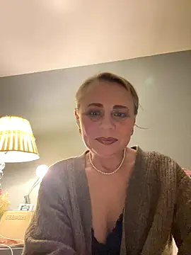 ToriLove777 online show from 11/01/25, 06:19