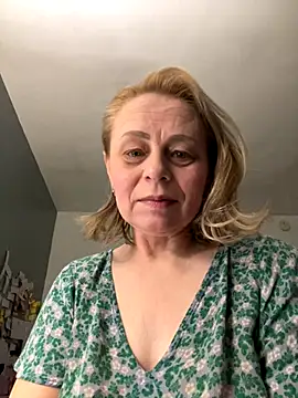 ToriLove777 online show from 11/25/25, 10:37