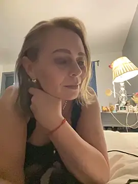 ToriLove777 online show from 11/26/25, 07:41