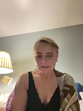 ToriLove777 online show from 11/06/25, 06:50