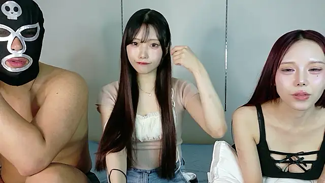 Snapshot of ferateku_rikachan chatting on 07/19/26, 03:20 ferateku rikachan online show from 07/19/26, 03:20