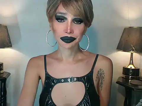 TransAsia2258 online show from 11/09/25, 03:32