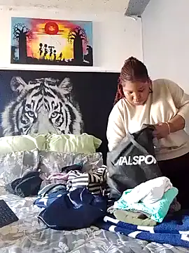 MassiveBoobsxxxx online show from 12/16/25, 02:10