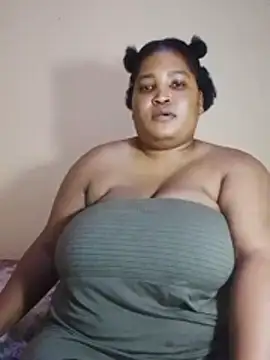 MassiveBoobsxxxx online show from 12/02/25, 06:42